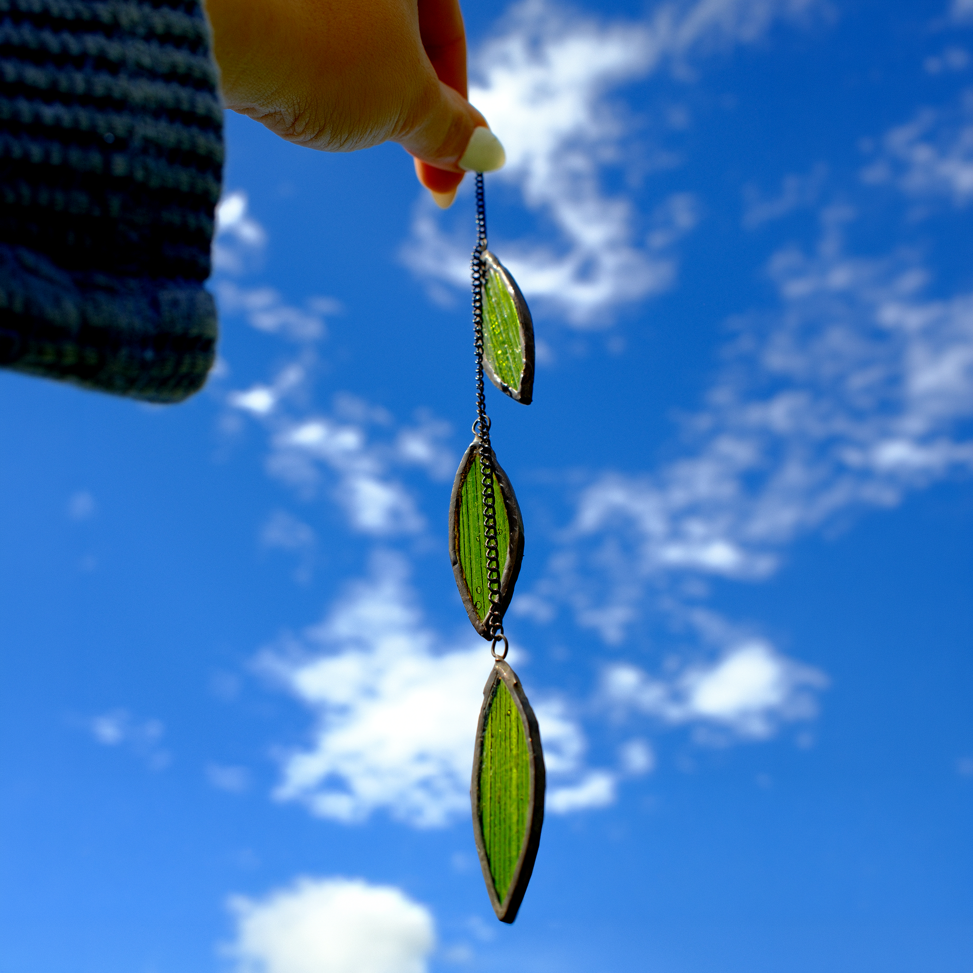 3 Leaf Vine Suncatcher