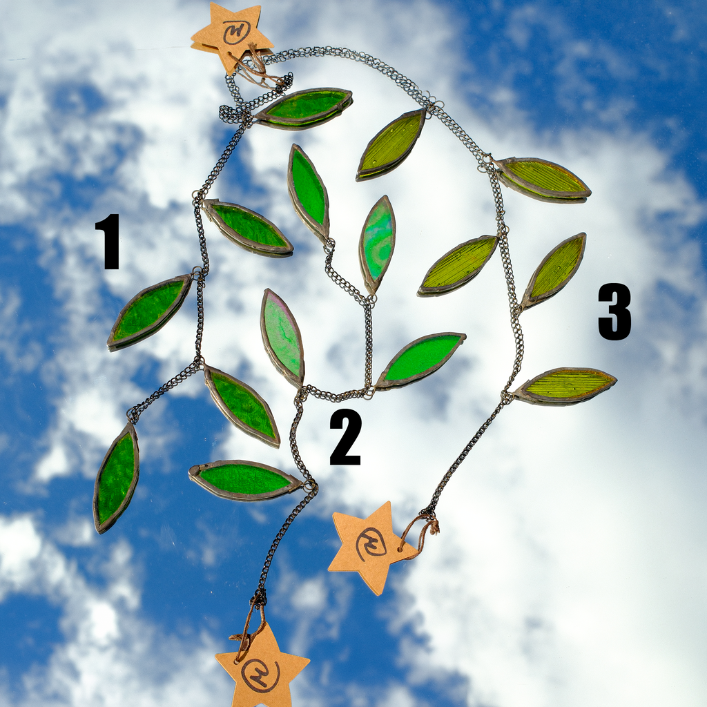 5 Leaf Vine Suncatcher