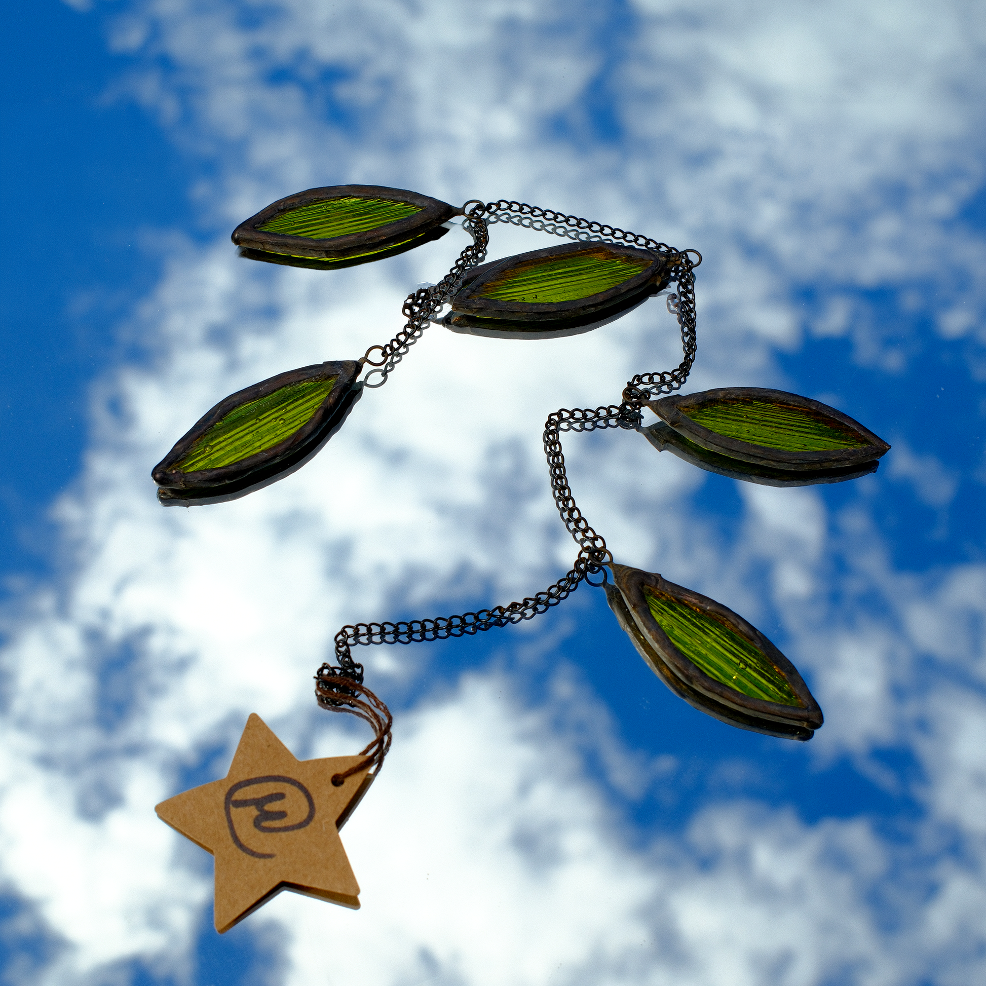 5 Leaf Vine Suncatcher